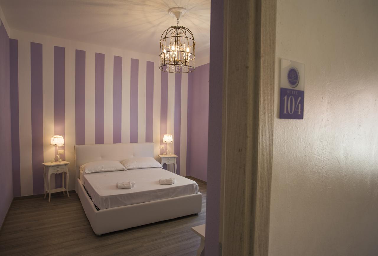 Les Suites Magnolia Olbia Bagian luar foto