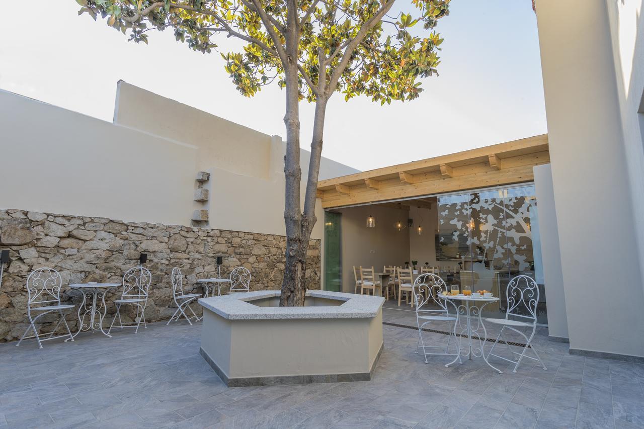 Les Suites Magnolia Olbia Bagian luar foto