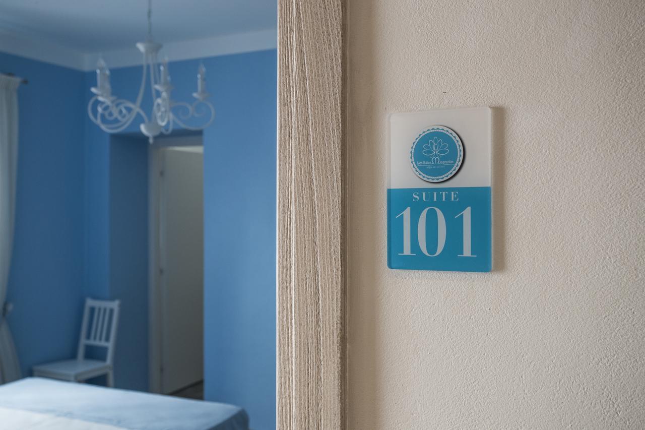 Les Suites Magnolia Olbia Bagian luar foto